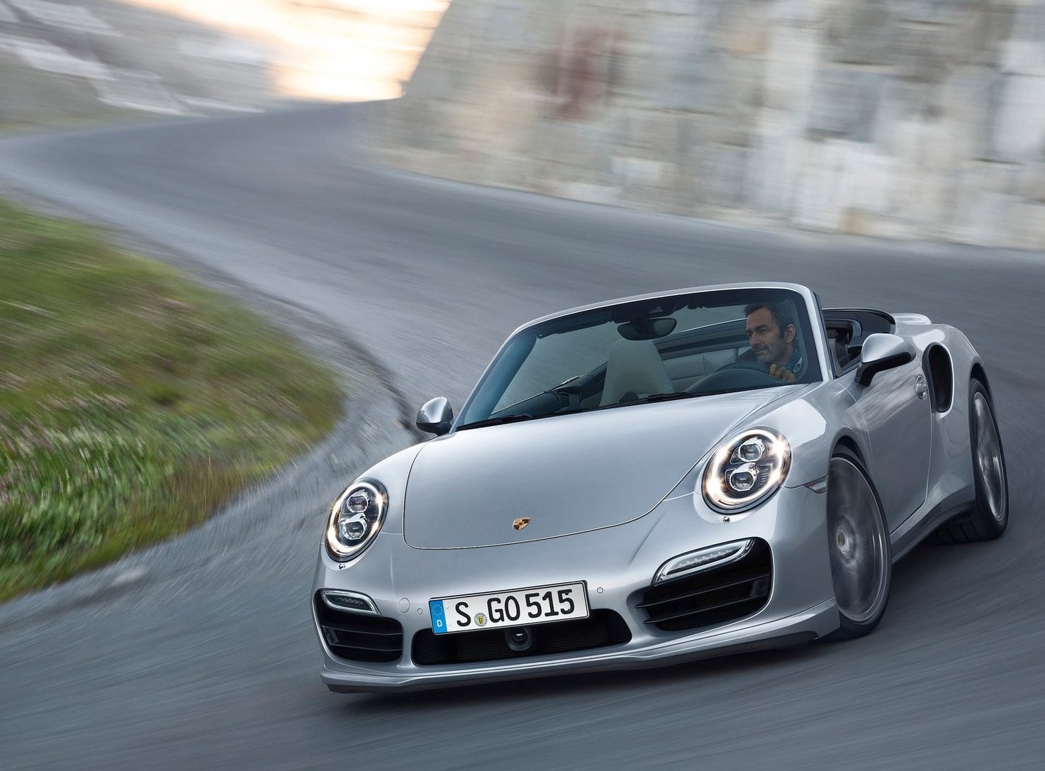 Porsche-911_Turbo_Cabriolet_2014_1600x1200_wallpaper_02