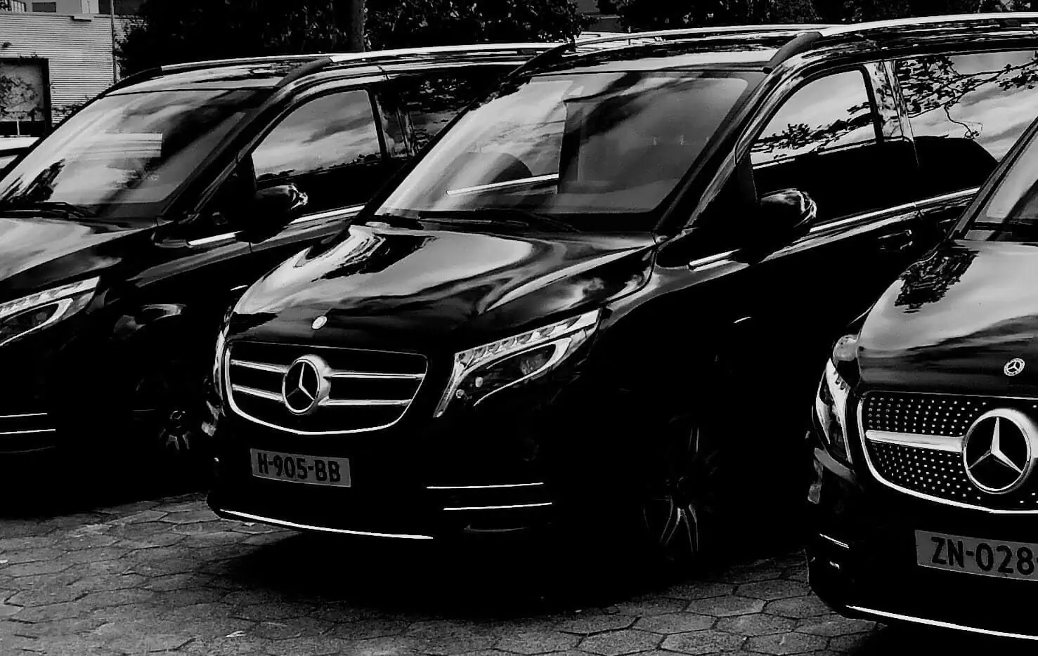 Vip Taxi busje groepsvervoer leiden