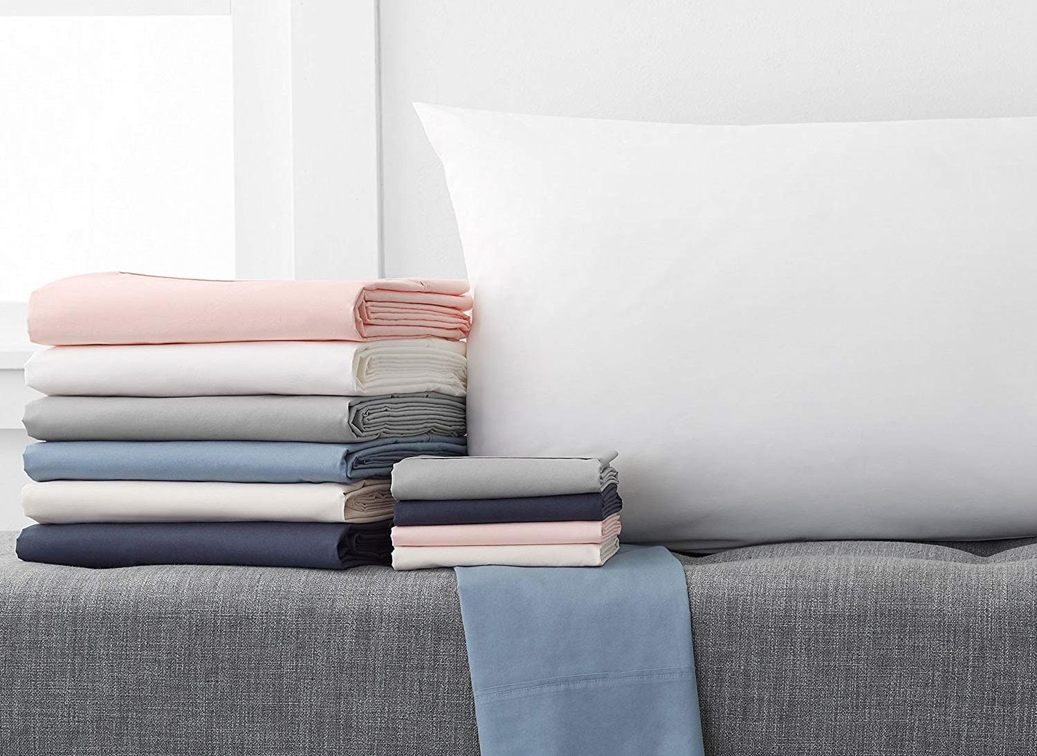 a Pinzon organic cotton sheet set