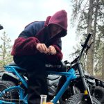 justin bieber smokes bong in photos after denying drug rumor