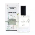 Flacone e confezione del profumo botanico Aria di Bosco AMYRON con olio essenziale di Ginepro (Juniperus communis).