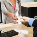 Dlaczego nie zmieniamy banków?