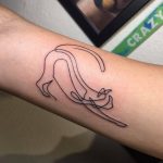 alkar macska körvonal tetoválás, cat arm tattoo