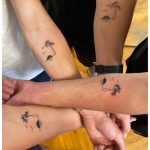 közös tetoválás pálmafa nyaralás, common tattoo palm tree holiday