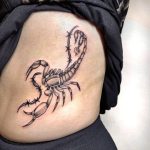 skorpió csillagjegy szív lánc szögesdrót tetoválás, scorpio zodiac heart chain barbed wire tattoo