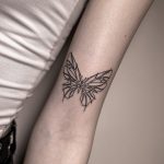 csontváz pillangó kar tetoválás, skeleton butterfly arm tattoo