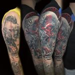 realisztikus színes fekete fehér kar tetoválás, realistic colorful black and white arm tattoo
