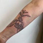 virág tetoválás Lora tattoo, flower tattoo Lora tattoo