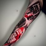 fekete piros trash polka alkar tetoválás Budapest, black red trash polka forearm tattoo Budapest