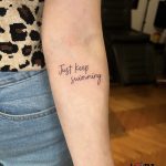 felirat kar tetoválás Budapest, inscription arm tattoo Budapest
