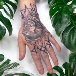 Runa Viking runa Hold felhő kézfej ujj tetoválás, Rune Viking Rune Moon Cloud Wrist Finger Tattoo