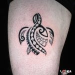 teknős tetoválás fekete fehér Budapest, turtle tattoo black and white Budapest