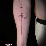 geometrikus Hold csillag tetoválás Budapest alkar, geometric moon star tattoo Budapest forearm