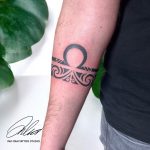 geometrikus alkar Görög motívum tetoválás Budapest, geometric forearm Greek motif tattoo Budapest