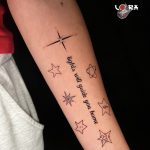 csillag felirat idézet tetoválás Budapest, star inscription quote tattoo Budapest
