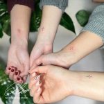 közös csillagos csukló tetoválás Budapest, common star wrist tattoo Budapest