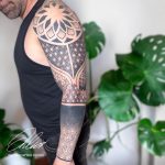 Kovács Júlia tattoo artist Ink Man Tattoo Studio Budapest geometric tattoo tetoválás 1