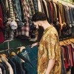 "Le marché du faux" à Naples, capitale de la contrefaçon