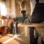 Difference Between Handyman And Contractor working on home projects