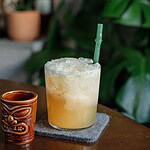 Demerara Dry Float Cocktail