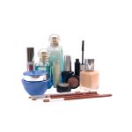 Phụ kiện làm đẹp