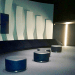 il pouf molecola per l'arredo di un museo