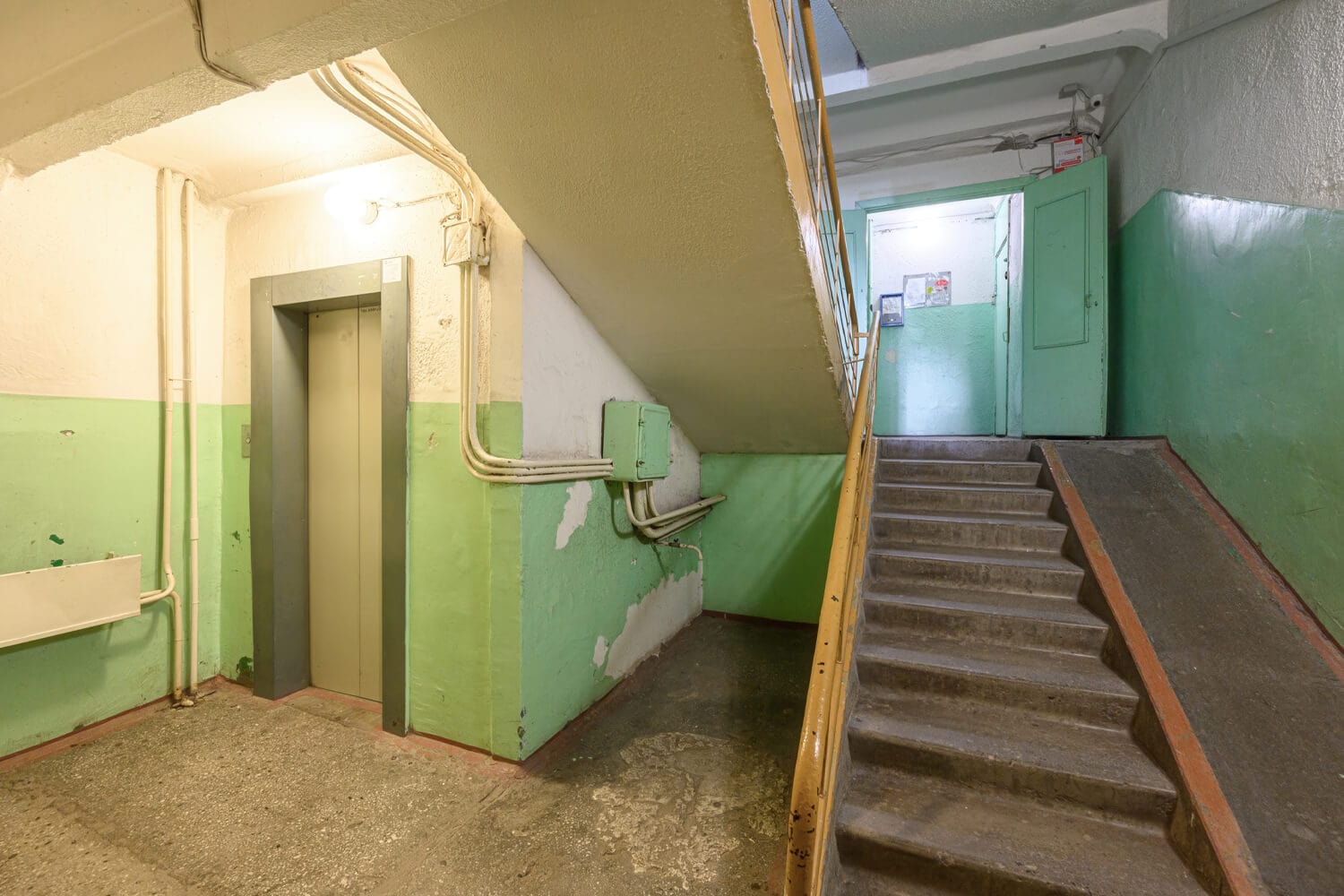 Outdated Elevator