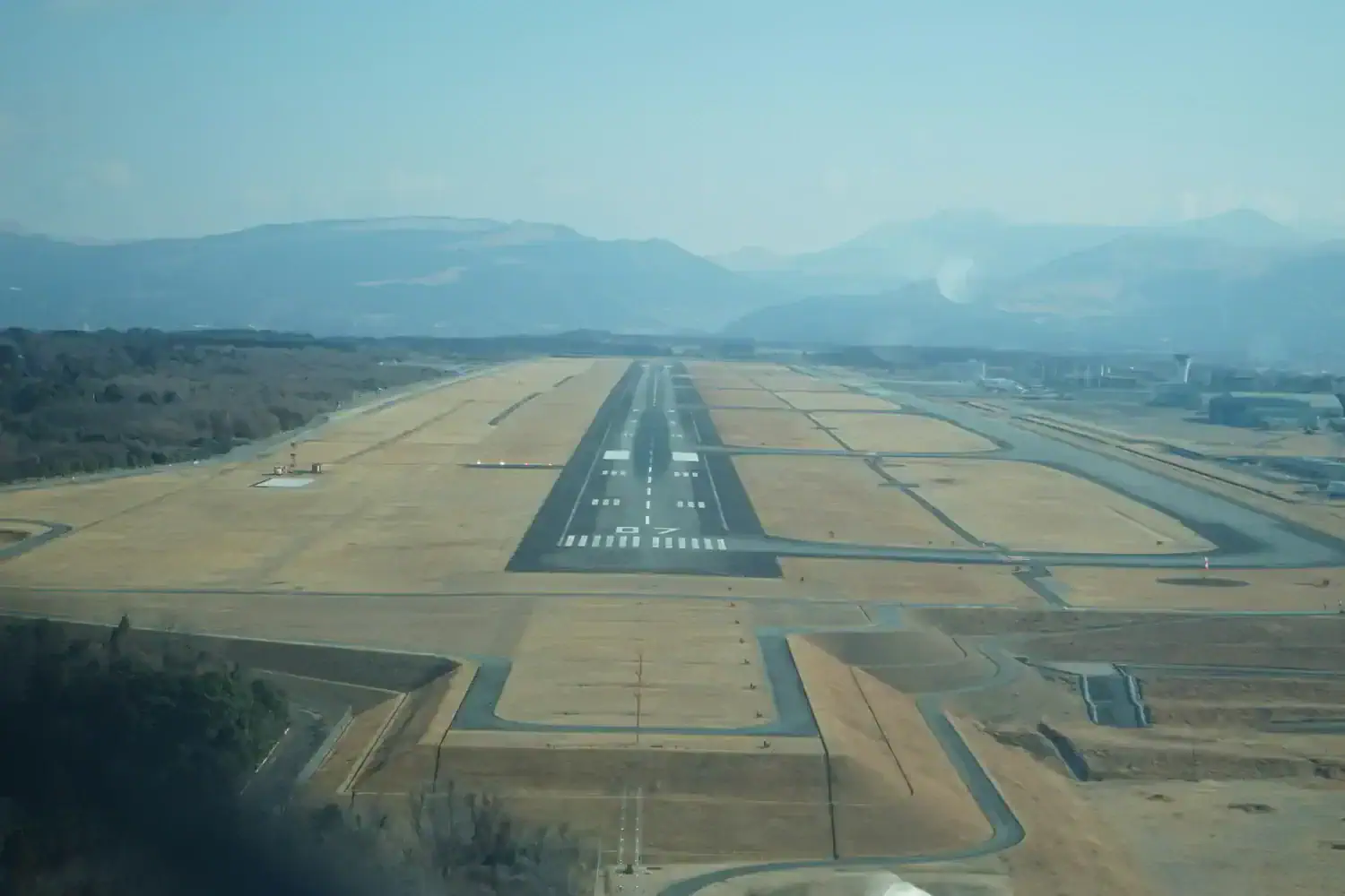 Investing in Ukrainian Airport Infrastructure: What to Check Before You Enter