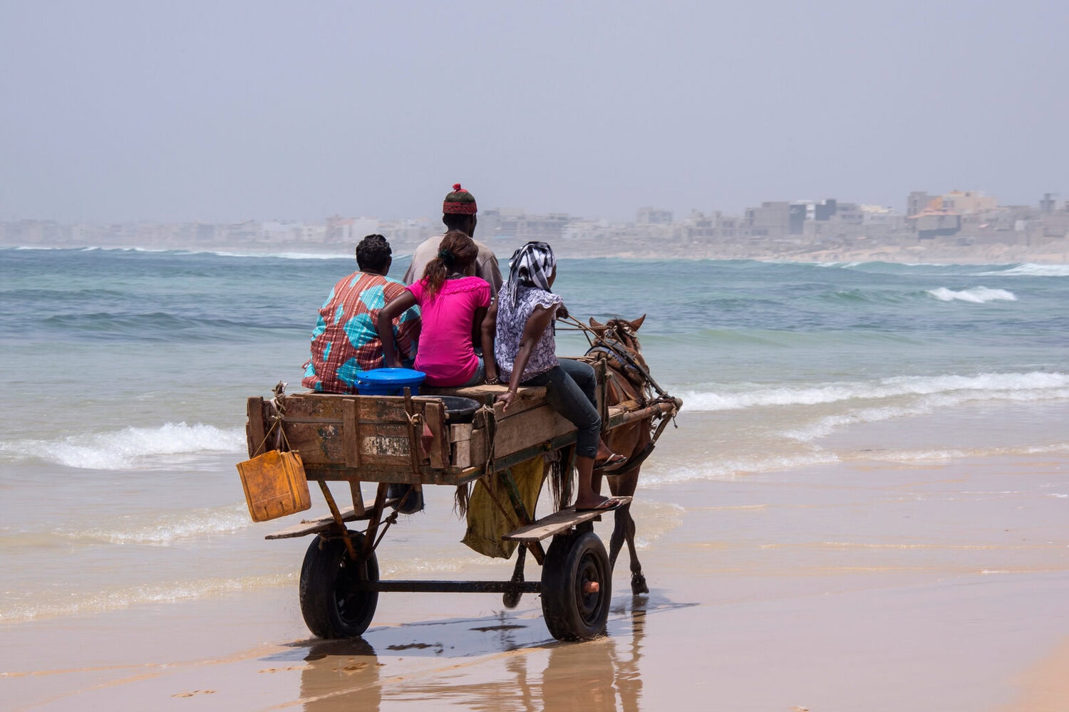 Balade en caleche cheval plage Sénégal