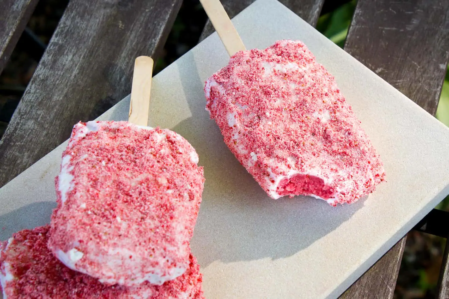 homemade strawberry shortcake ice cream bars