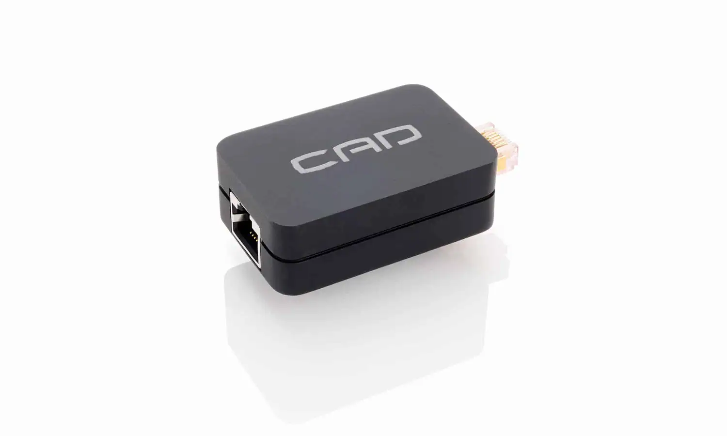 Vue générale du CAD Ethernet Control avec son ombre sur une surface blanche