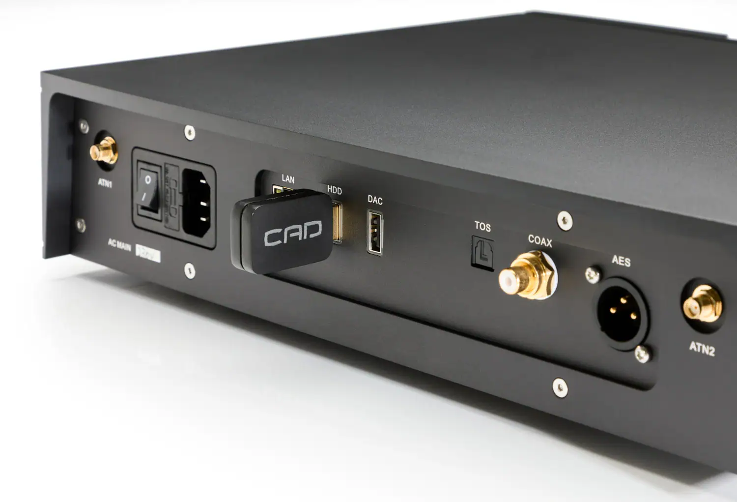 CAD USB Control connecté à l'arrière d'un appareil