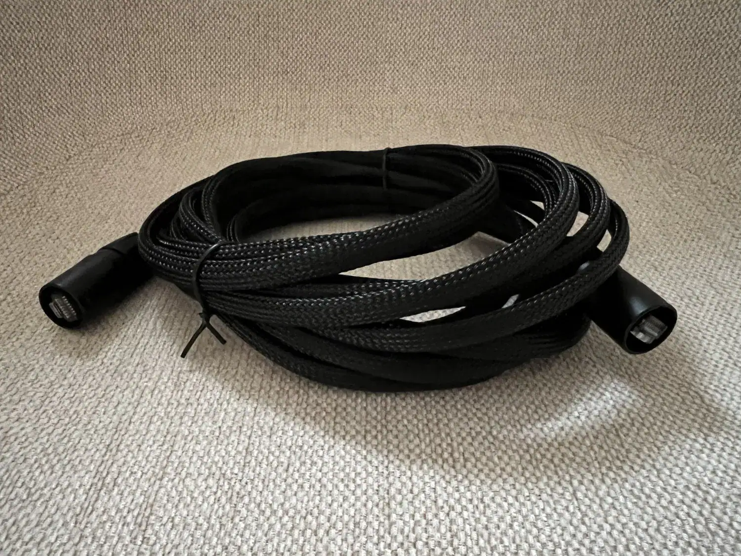 Grimm Audio LS1be câble de liaison entre une enceinte et le MU1