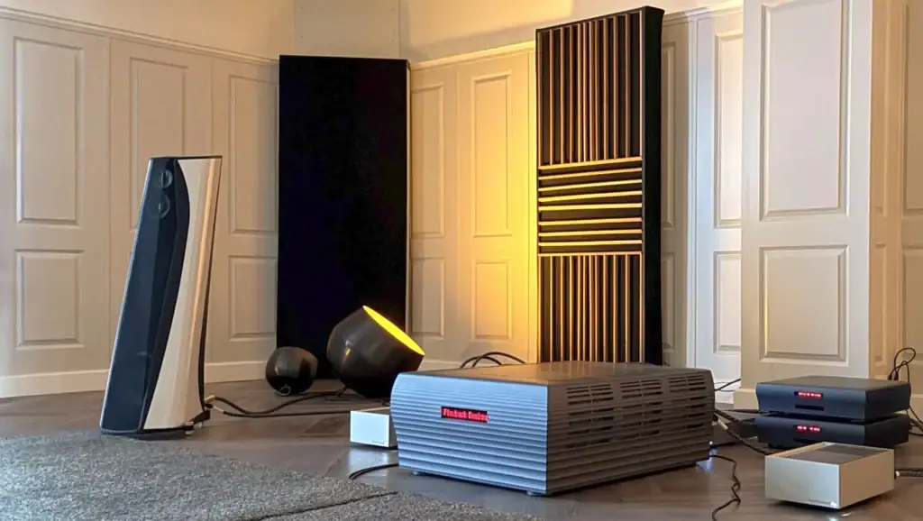 HFA (HiFi Advice) sur l’amplificateur stéréo Playback Designs SPA-8 01