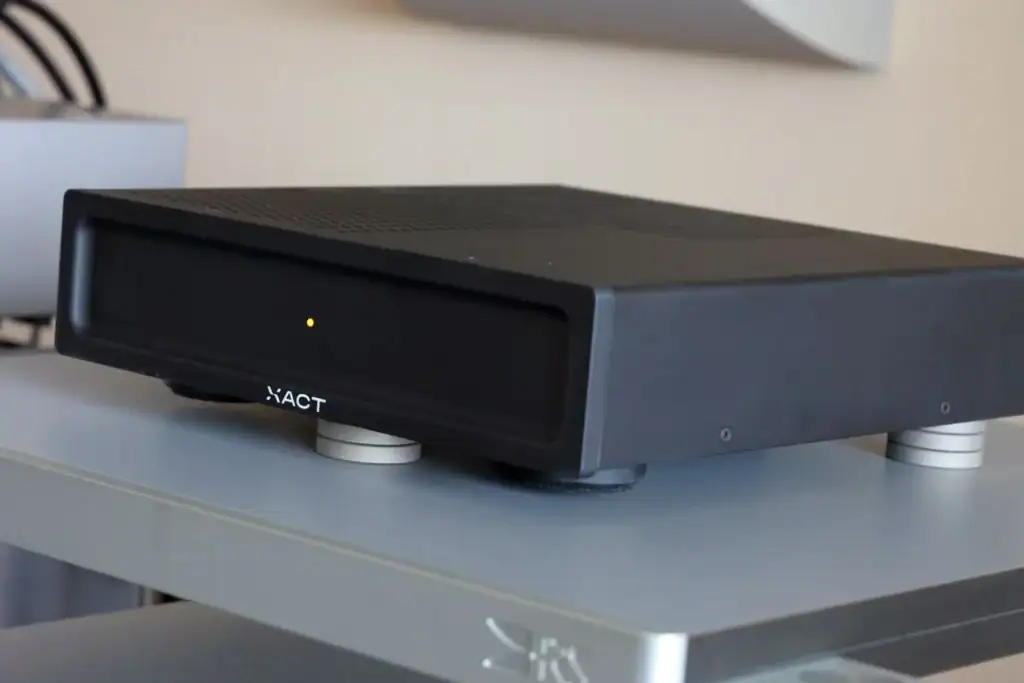 Hifi-Advice sur le switch réseau XACT N1 04