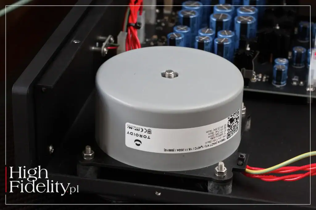 High Fidelity sur le switch réseau XACT N1 09