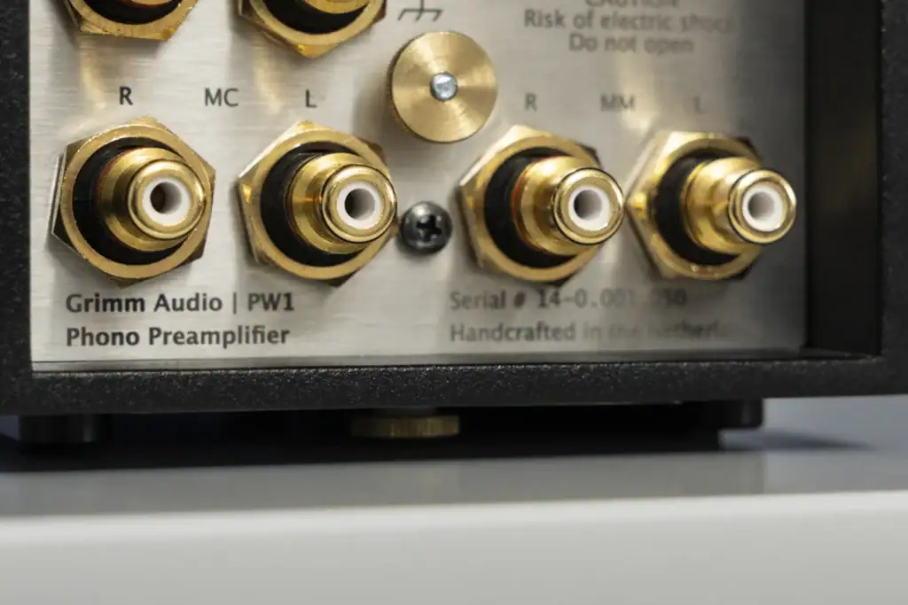 Lite Magazin sur l’amplificateur phono Grimm Audio PW1 04