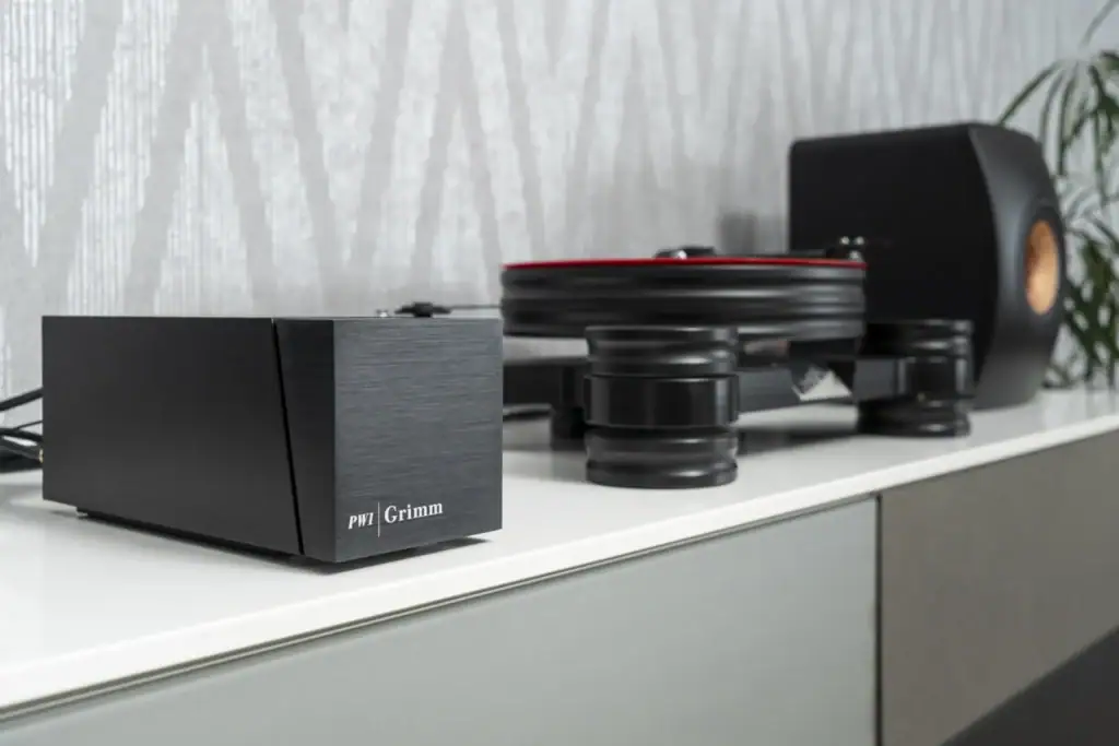 Lite Magazin sur l’amplificateur phono Grimm Audio PW1 06