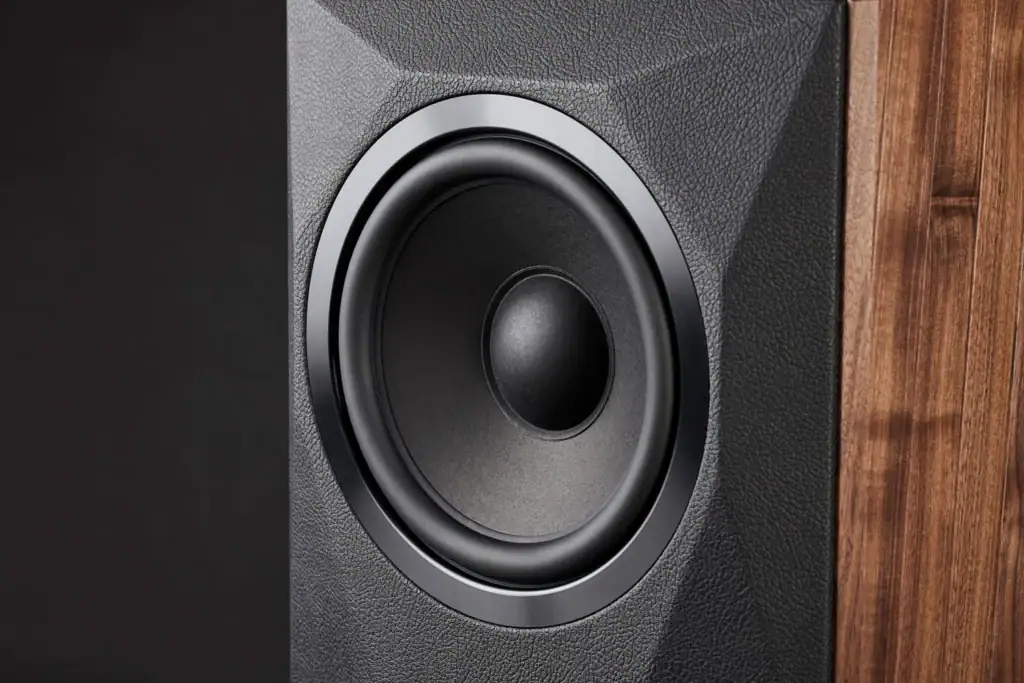 LowBits sur les enceintes Peak Consult Dragon Legacy 01