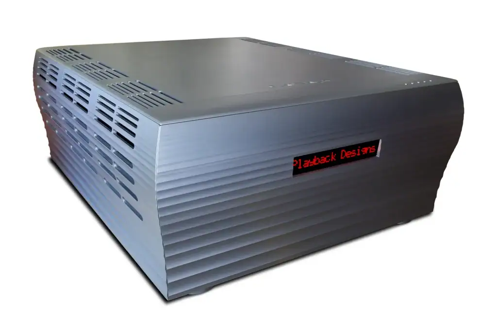 Playback Designs SPA-8 face avant vue de gauche plan large