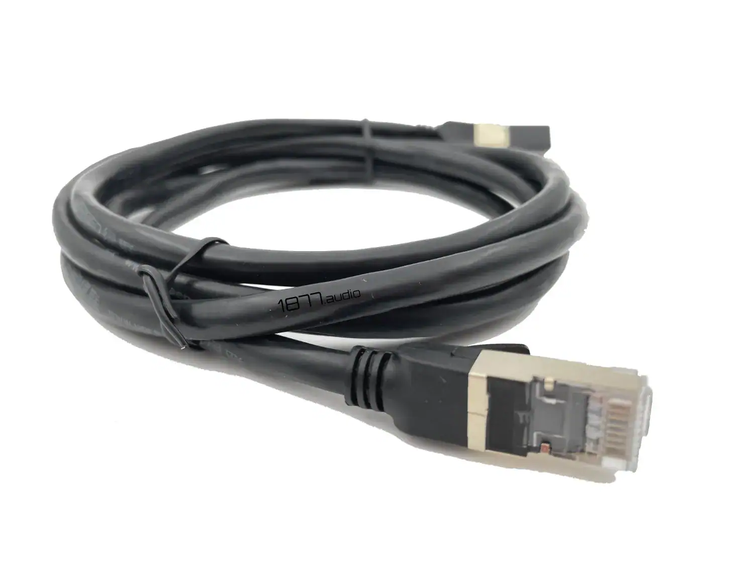 Silent Angel câble réseau Ethernet CAT7 vue rapprochée