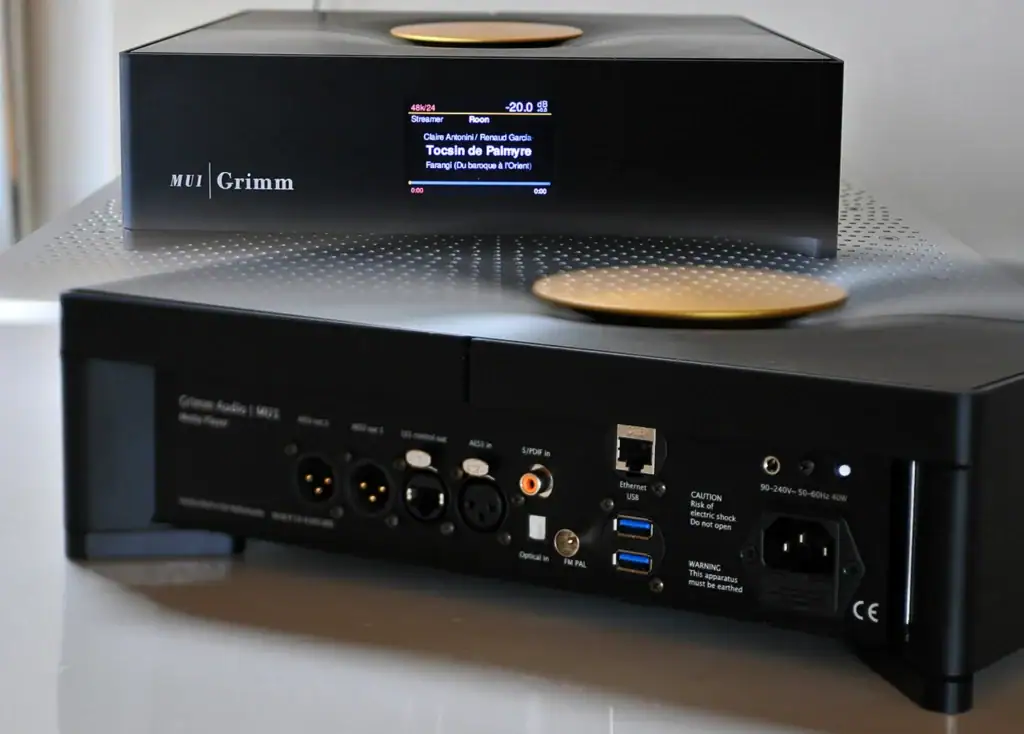 Six Moons sur le Grimm Audio MU1 06