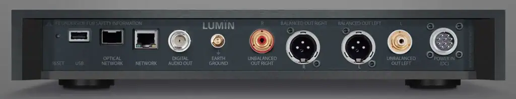 Six Moons sur le switch Cos Engineering S10 04