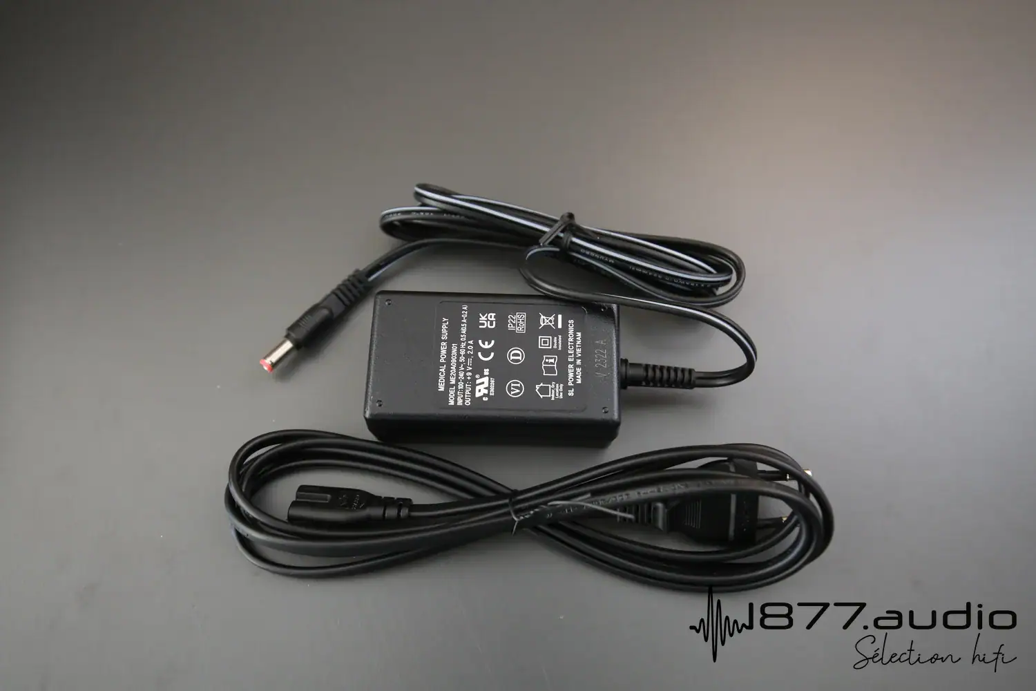 Weiss DAC204 alimentation et câbles