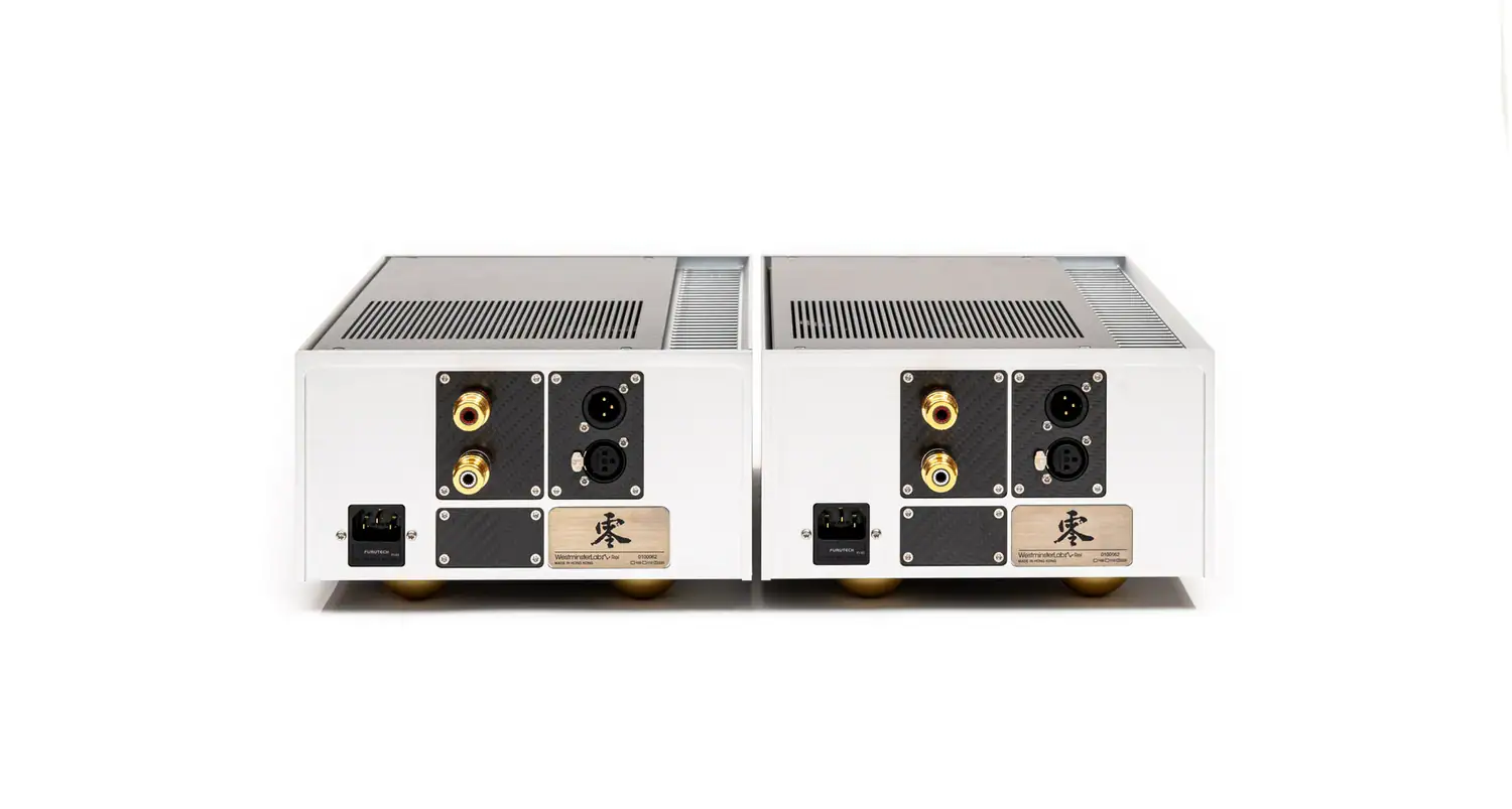 Vue arrière de deux blocs mono WestminsterLab Rei côte à côte