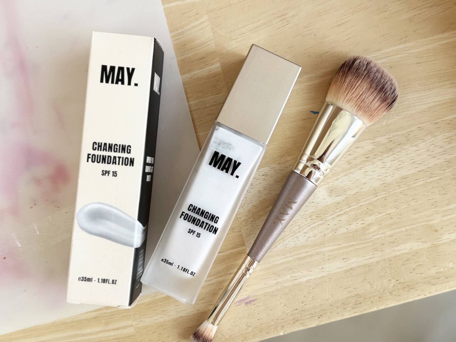 MAY Cosmetics Changing Foundation review ervaring