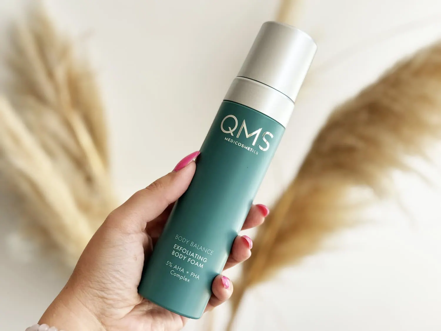 QMS Exfoliating Body Foam en de Collagen Body Lotion