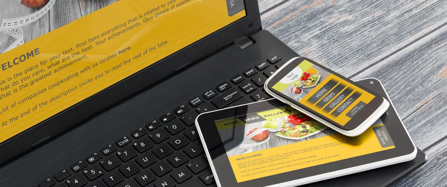 Responsief WordPress webdesign op laptop, tablet en smartphone voor het laten maken van een website door Totaal Webdesign Bureau intrige.