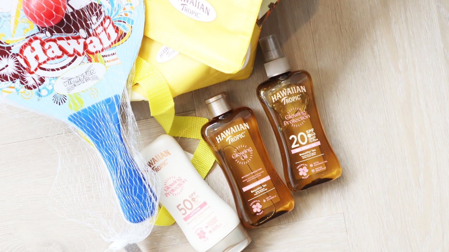 Hawaiian Tropic Glowing Perfection
