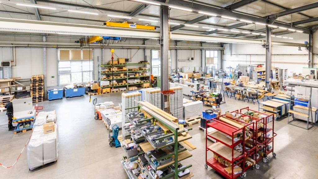 Industrieanlage, Arbeiter, Elektrotechnik, Industriefotografie